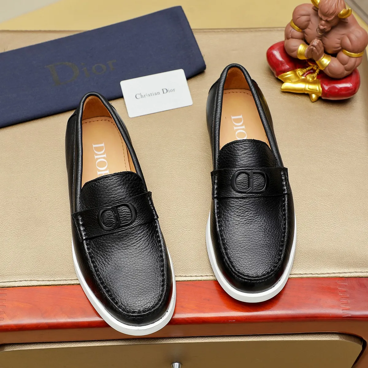 Men's clothing and shoes 💰460 💰🔥[Dior] High-end top-notch 🔝 purchasing agent 🔍🔍The latest 🇺🇸 counters are on sale simultaneously, original Italian brand · brand totem cloth sewn with brand cloth label · paired with calfskin · (high-end, nobility and class) exquisite workmanship (cow Leather lining) Sole: Original two-color sole ⚠️outsole specially provided by the original factory. Comfortable, wear-resistant, non-slip, real-life photoshoot🎬The real thing is more beautiful🔍Color: Color optional💕💕Number of yards: 39-44 (customized at 38.45.46)...